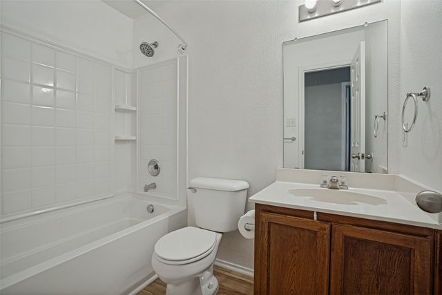 1833 Diamond Lake Trail, Fort Worth, TX 76247