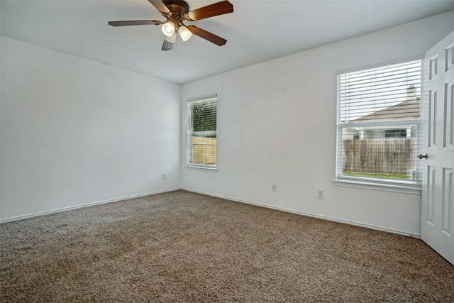 1833 Diamond Lake Trail, Fort Worth, TX 76247