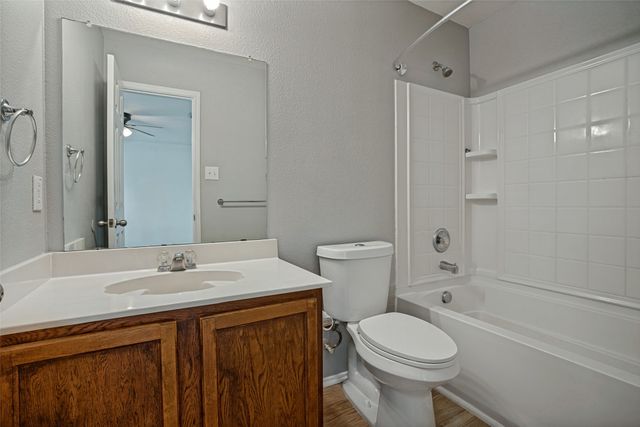 1833 Diamond Lake Trail, Fort Worth, TX 76247
