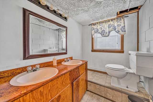 919 Sago RD, Penhook, VA 24137