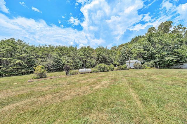 919 Sago RD, Penhook, VA 24137