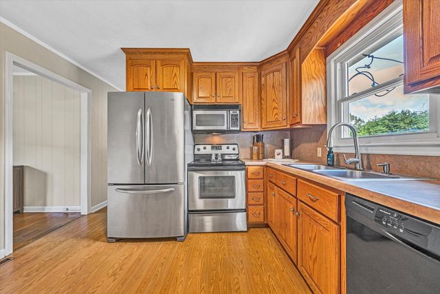 919 Sago RD, Penhook, VA 24137