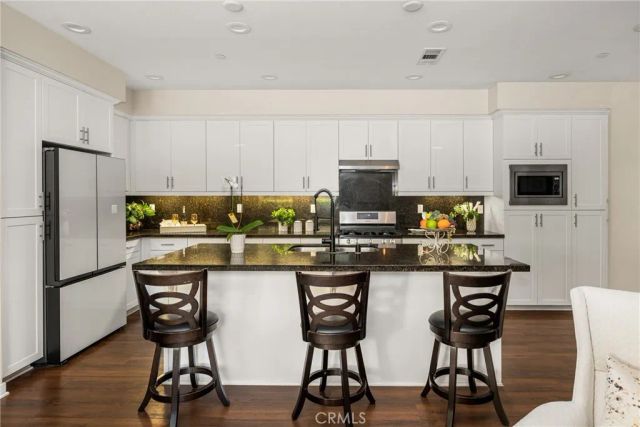 228 Borrego, Irvine, CA 92618