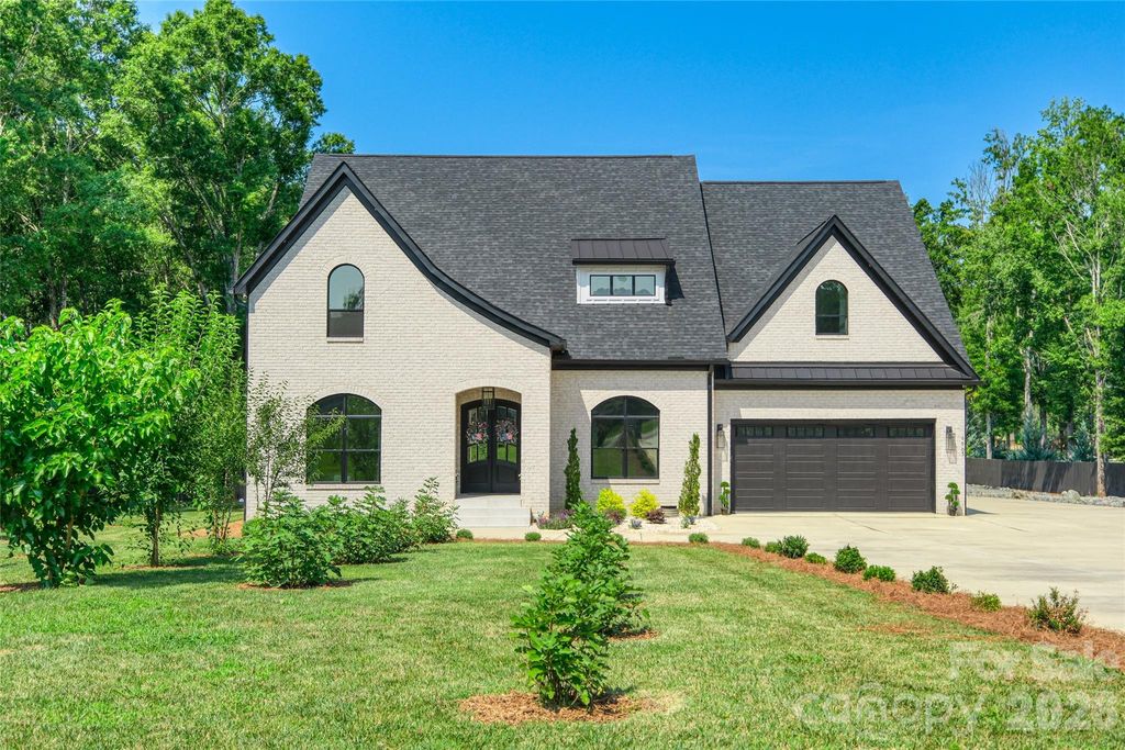 6905 W Duncan Road, Indian Trail, NC 28079