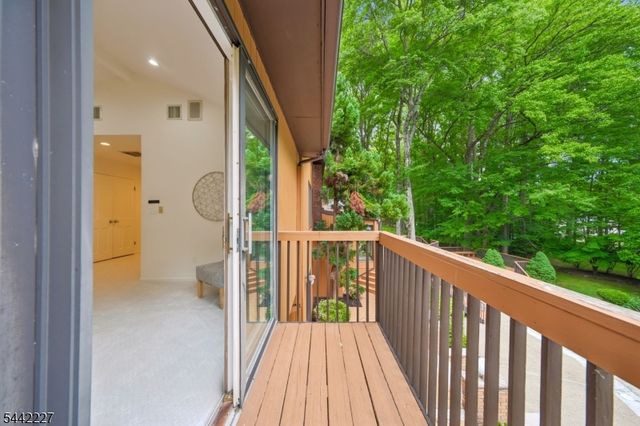 39 Highlander Drive, Scotch Plains Twp., NJ 07076