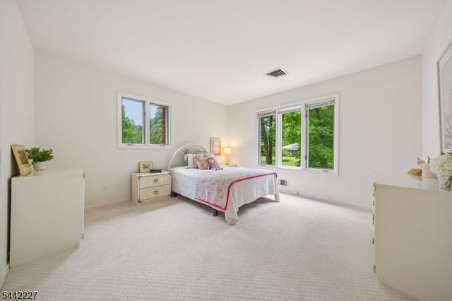 39 Highlander Drive, Scotch Plains Twp., NJ 07076