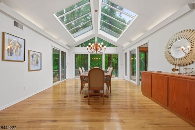 39 Highlander Drive, Scotch Plains Twp., NJ 07076