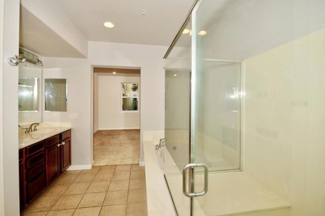 809 Auzerais Avenue 207, San Jose, CA 95126