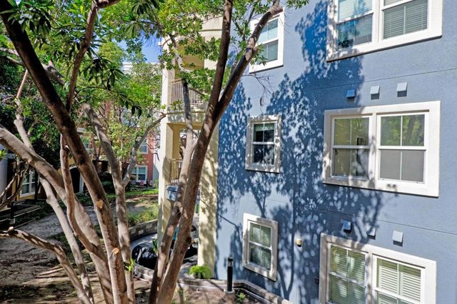 809 Auzerais Avenue 207, San Jose, CA 95126