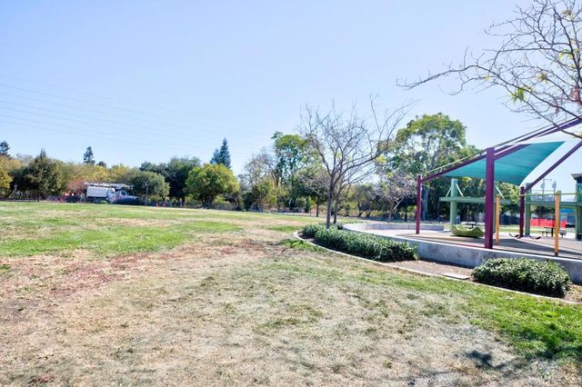 809 Auzerais Avenue 207, San Jose, CA 95126