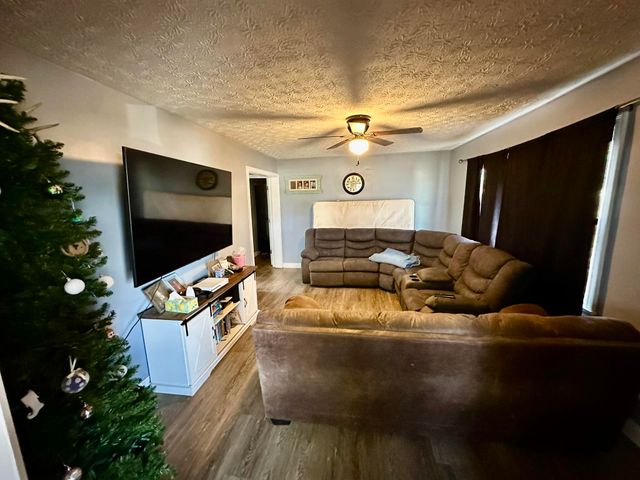 126 Price Court, Lancaster, KY 40444