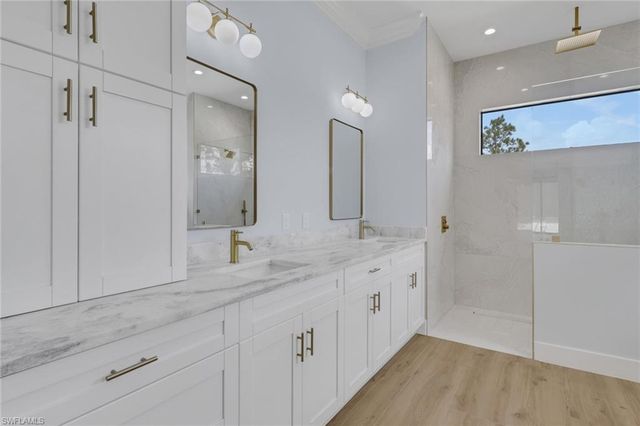 408 24th AVE NE, Naples, FL 34120