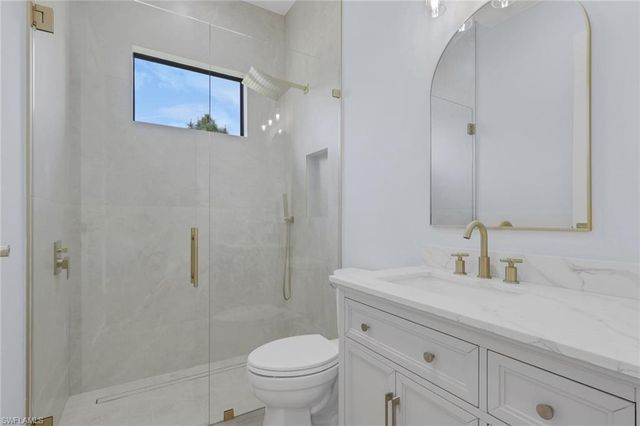 408 24th AVE NE, Naples, FL 34120