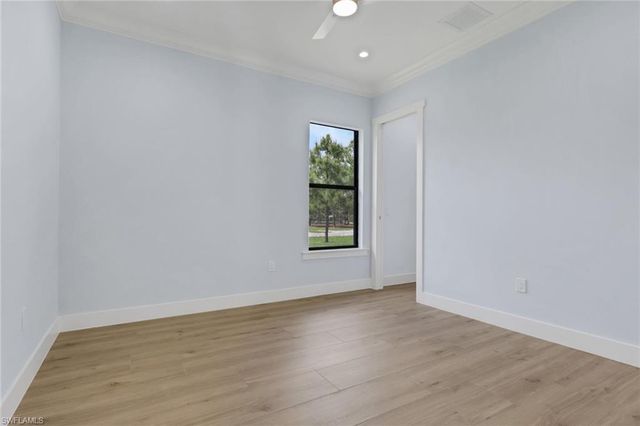 408 24th AVE NE, Naples, FL 34120