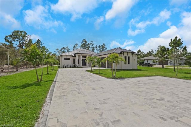 408 24th AVE NE, Naples, FL 34120