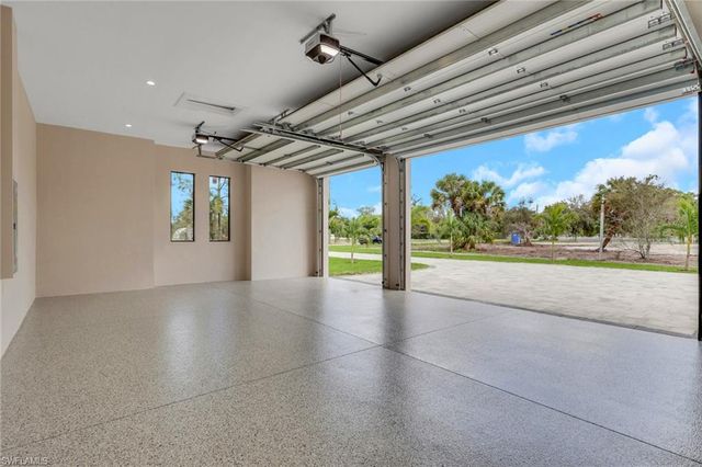 408 24th AVE NE, Naples, FL 34120