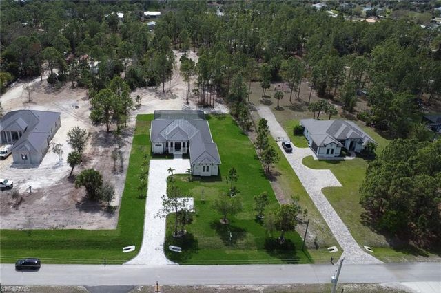 408 24th AVE NE, Naples, FL 34120