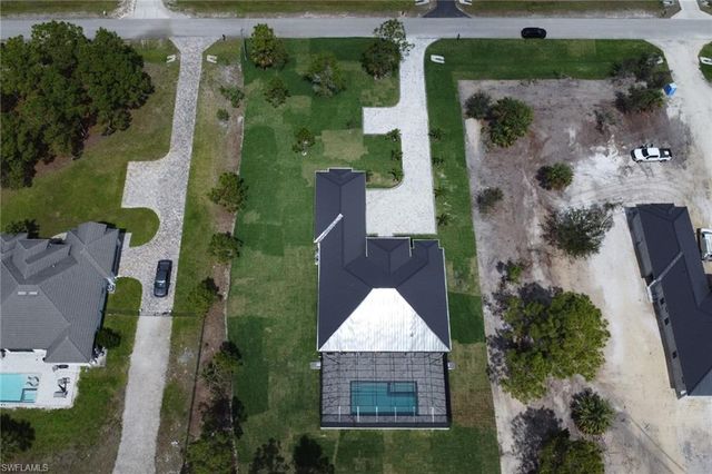 408 24th AVE NE, Naples, FL 34120