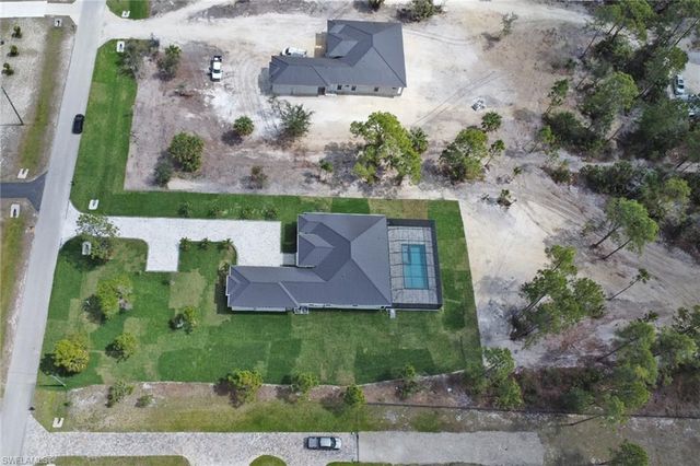 408 24th AVE NE, Naples, FL 34120