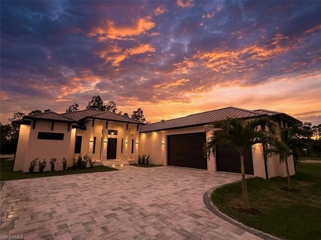 408 24th AVE NE, Naples, FL 34120