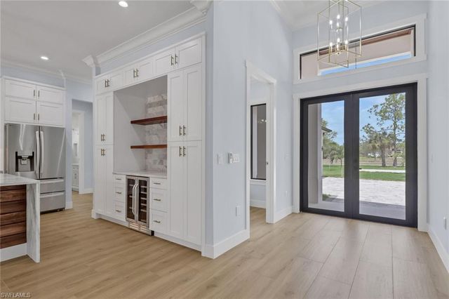 408 24th AVE NE, Naples, FL 34120