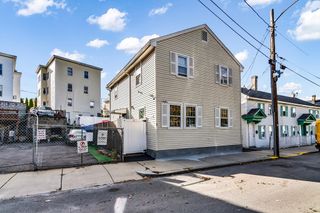 6 Brook St, Lawrence, MA 01841