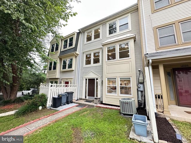 12103 SALEMTOWN DR, Woodbridge, VA 22192