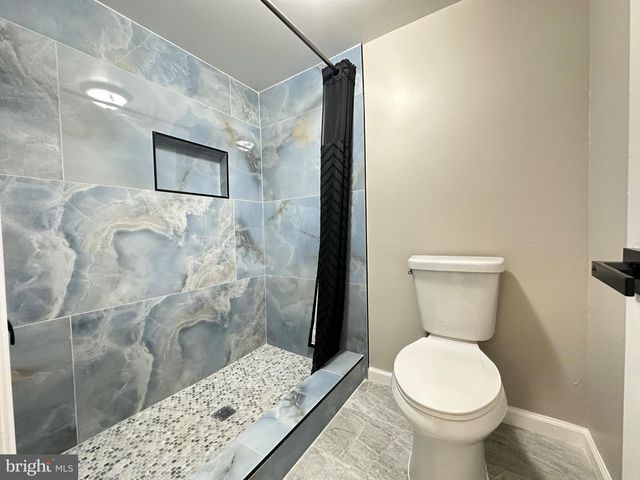 12103 SALEMTOWN DR, Woodbridge, VA 22192