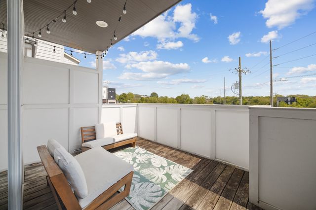 1002 Free Silver Rd, Nashville, TN 37207