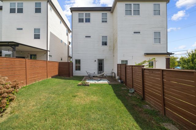 1002 Free Silver Rd, Nashville, TN 37207