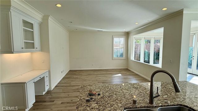 64 Sedgewick, Irvine, CA 92620
