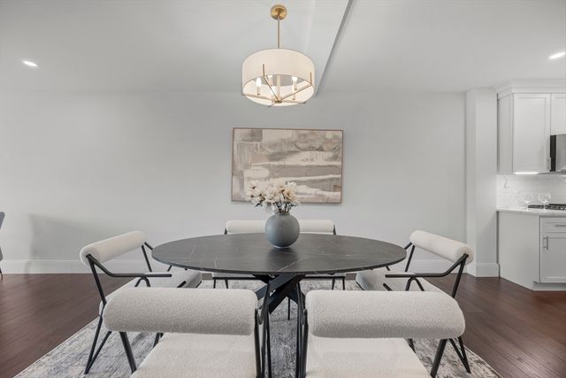 480 W Broadway 303, Boston, MA 02127