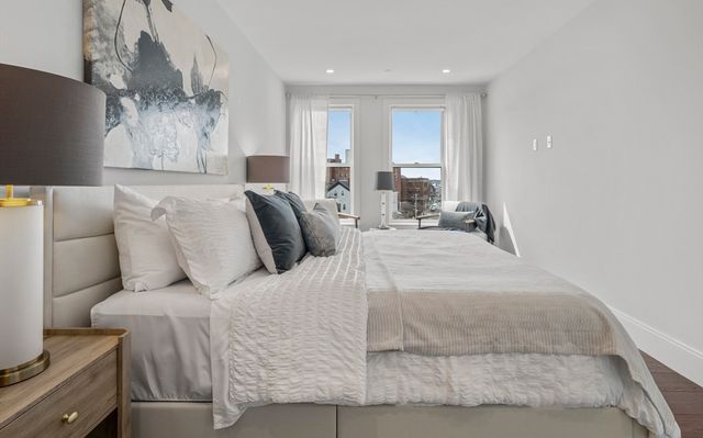 480 W Broadway 303, Boston, MA 02127