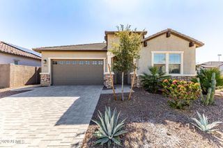 18427 W CLINTON Street, Surprise, AZ 85388