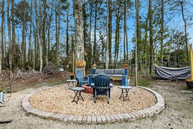 7080 Roselake Circle, Douglasville, GA 30134