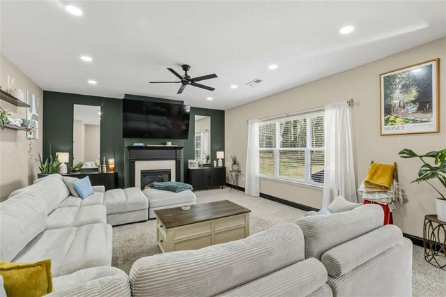 7080 Roselake Circle, Douglasville, GA 30134