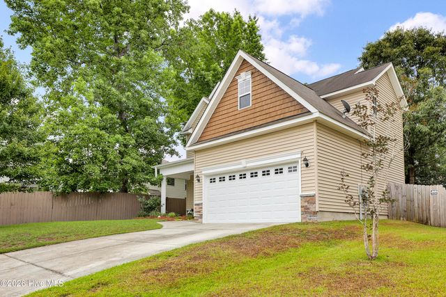 303 Bonnie Court, Sneads Ferry, NC 28460