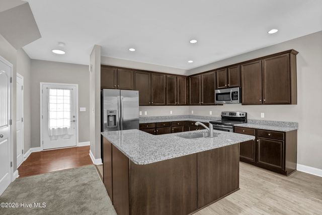 303 Bonnie Court, Sneads Ferry, NC 28460