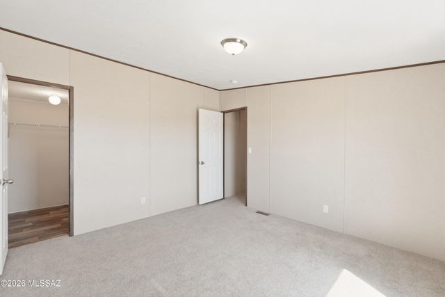 12805 W Crystal Rose Lane, Tucson, AZ 85743