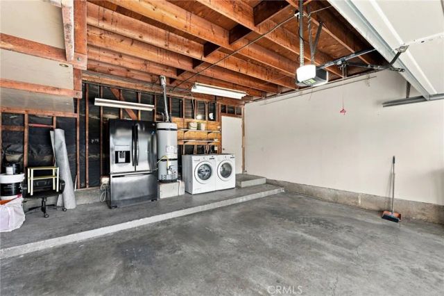 10 Goldenbush, Irvine, CA 92604