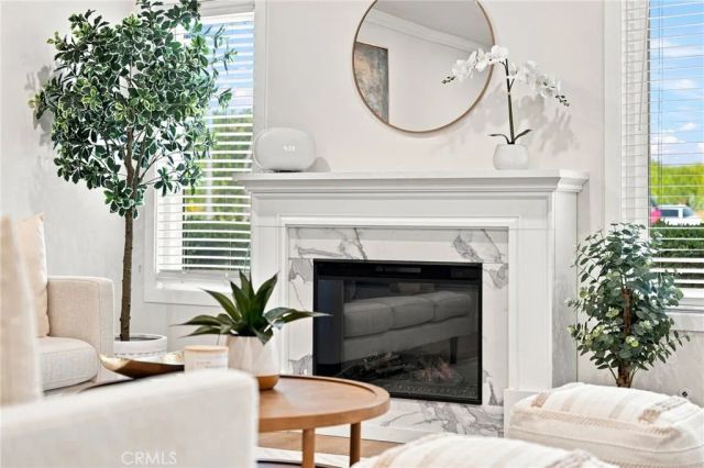 10 Goldenbush, Irvine, CA 92604