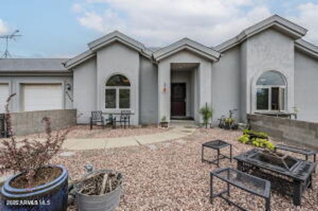 17862 E HUMMINGBIRD Lane, Mayer, AZ 86333