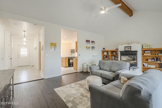 17862 E HUMMINGBIRD Lane, Mayer, AZ 86333