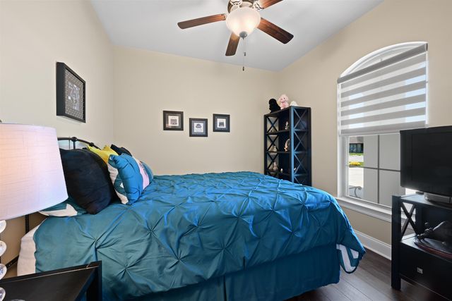 100 Kings Wood Avenue, Thibodaux, LA 70301