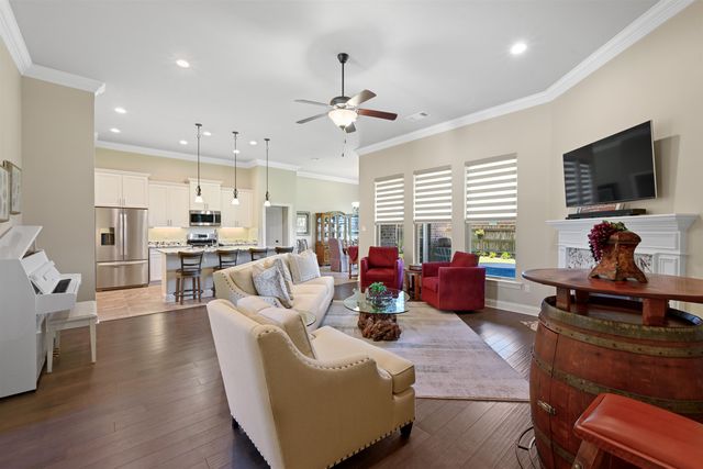 100 Kings Wood Avenue, Thibodaux, LA 70301
