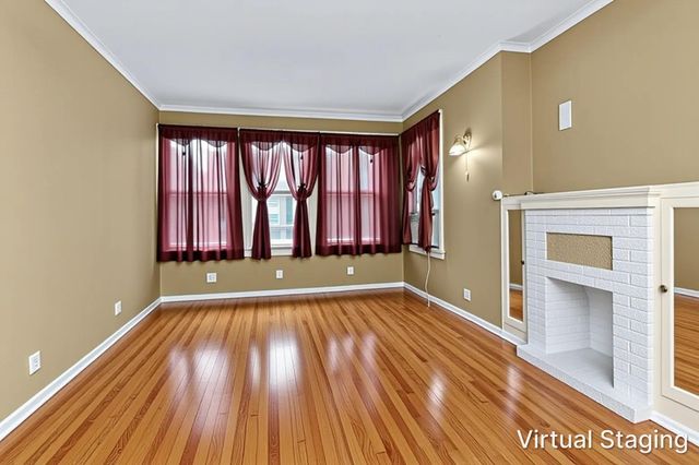 3018 W Gunnison Street, Chicago, IL 60625