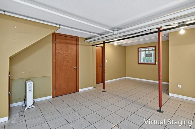3018 W Gunnison Street, Chicago, IL 60625