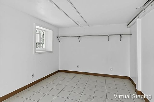 3018 W Gunnison Street, Chicago, IL 60625