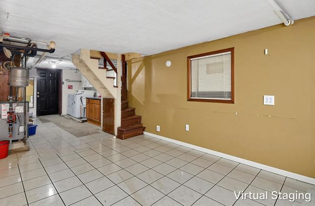 3018 W Gunnison Street, Chicago, IL 60625