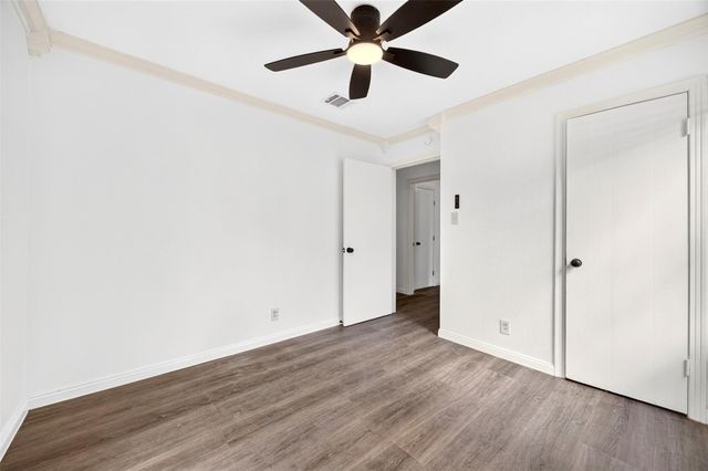 9211 Clearway Drive, Houston, TX 77033